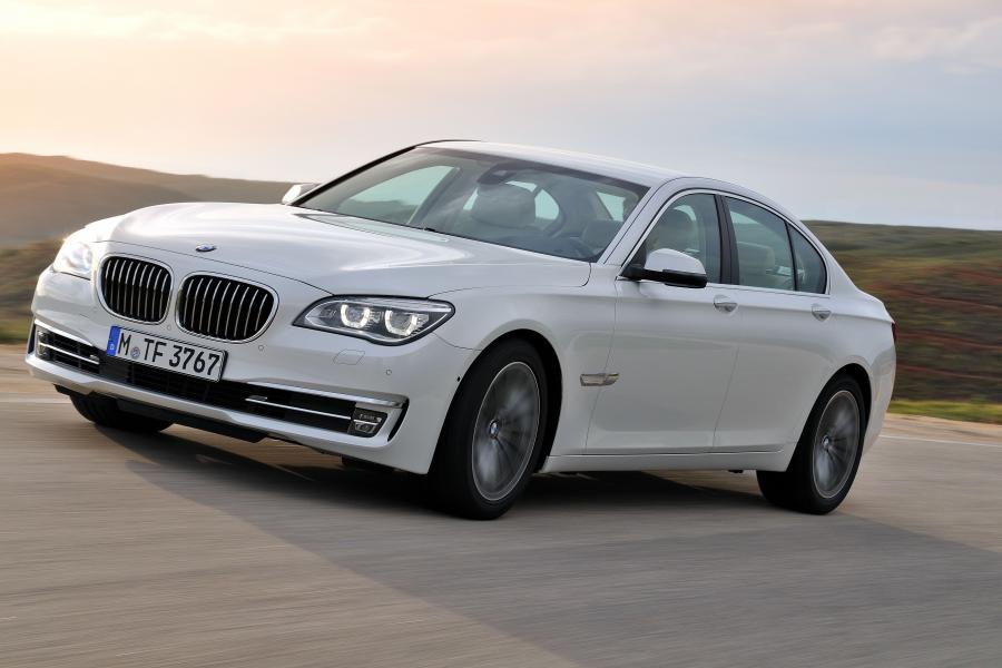  BMW 750d xDrive 2012 года  (фото 1 из 54)